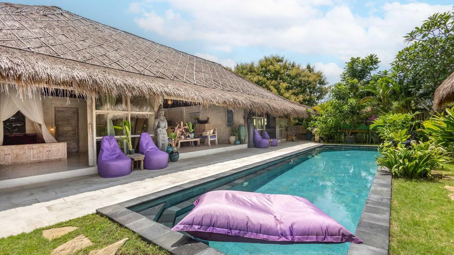 Megalan Villa Balangan Badung  Indonesia